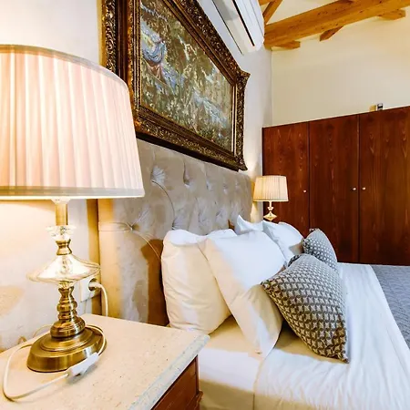 Affittacamere Bozzali Deluxe 4*