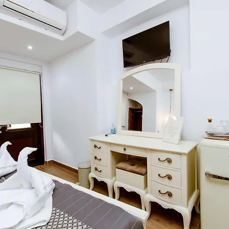 Bozzali Deluxe 4* La Canea