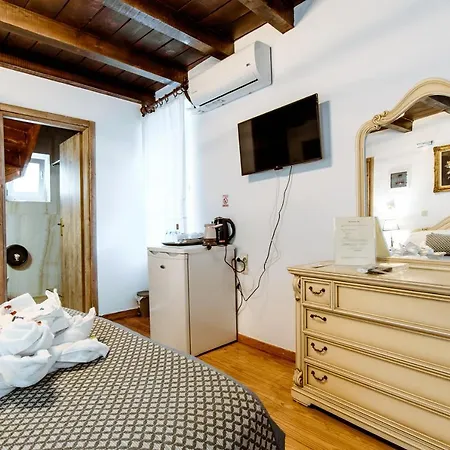 Pensión Bozzali Deluxe La Canea