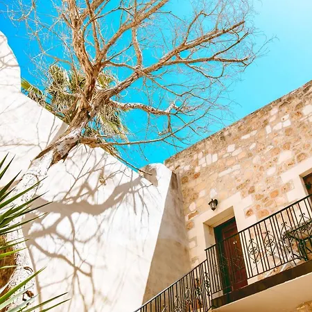 Pensión Bozzali Deluxe 4*