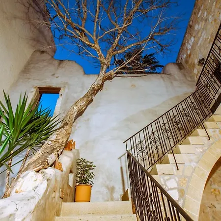 Bozzali 4* Chania (Crete)